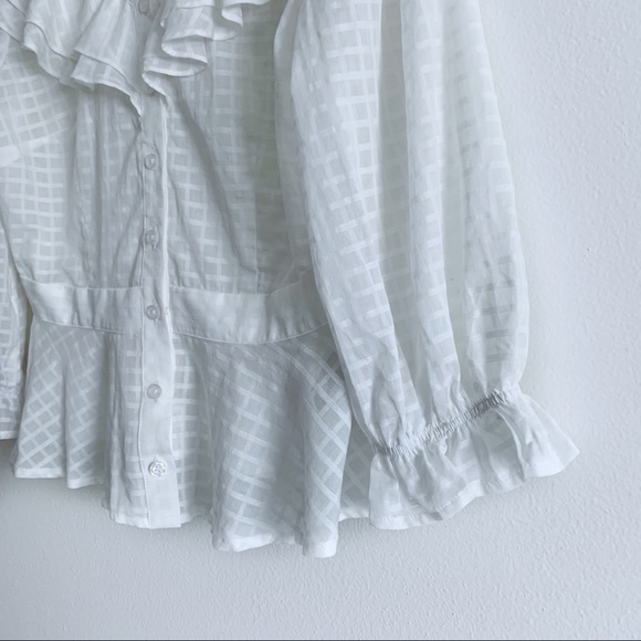 Who What Wear - White Flounce Button up Blouse - Picture 4 of 5